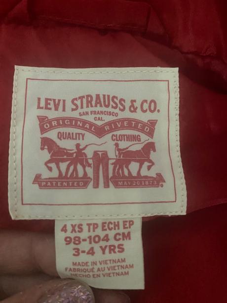 Levis prechodná bundička, levis,104
