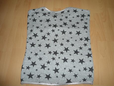 Sive tricko s hviezdami, s