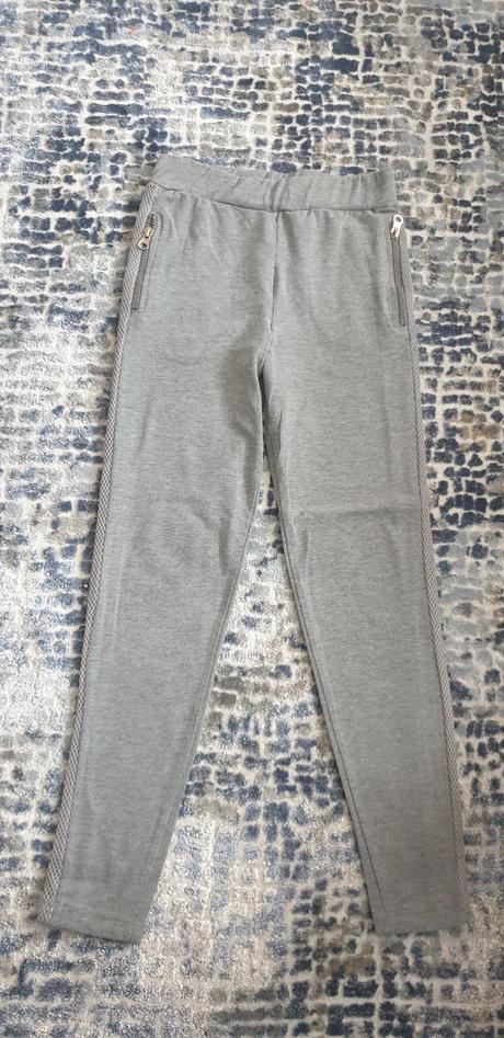 Tepláky č.146, 146