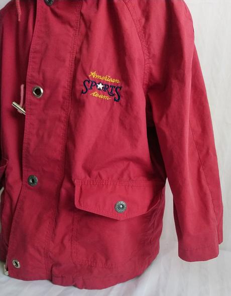 Červená prechodná bundička, albert tiburce, 110