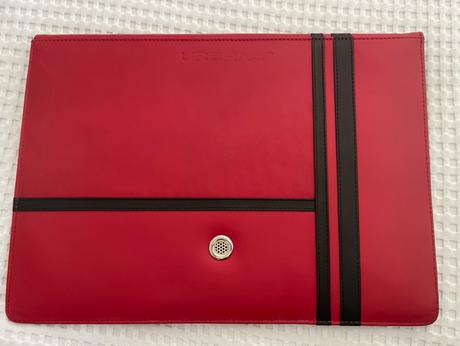 Kožené púzdro na tablet alebo macbook,