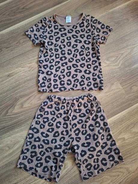 Letné pyžamko 134/140, lindex,134