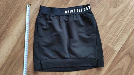 Dievčenská športová sukňa veľ.č. 146, coccodrillo,146