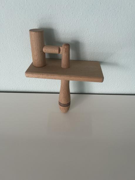 Drevený klepáč na povzbudzovanie, 