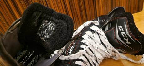 Korčule hokejové ccm, ccm,44