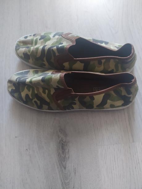 Papuče prezuvky, 45