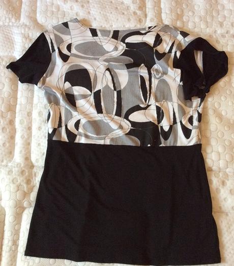 Nenosený čierno - biely top v. 42 - l, 42