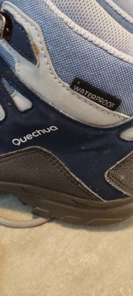 Turistická obuv, 33