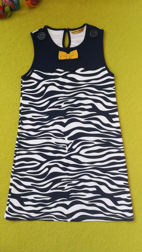 Zebrované šaty 8-9 r, matalan,128