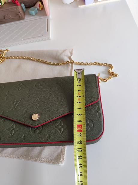 Dámska kožená kabelka, 