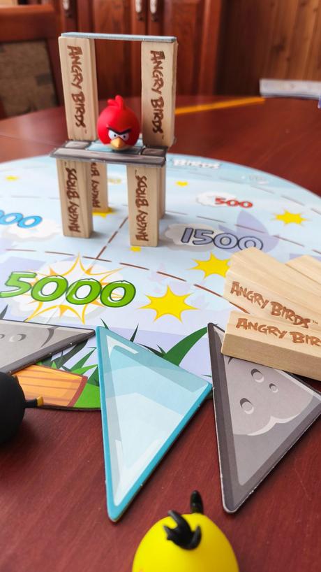 Stolová hra angry birds,