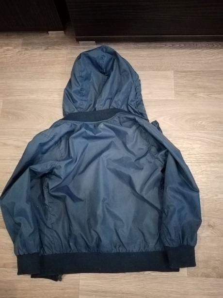 Chlapčenská vetrovka, 116