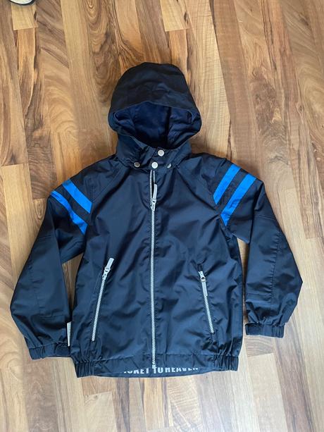 Nepremokavá funkčná vetrovka, 128