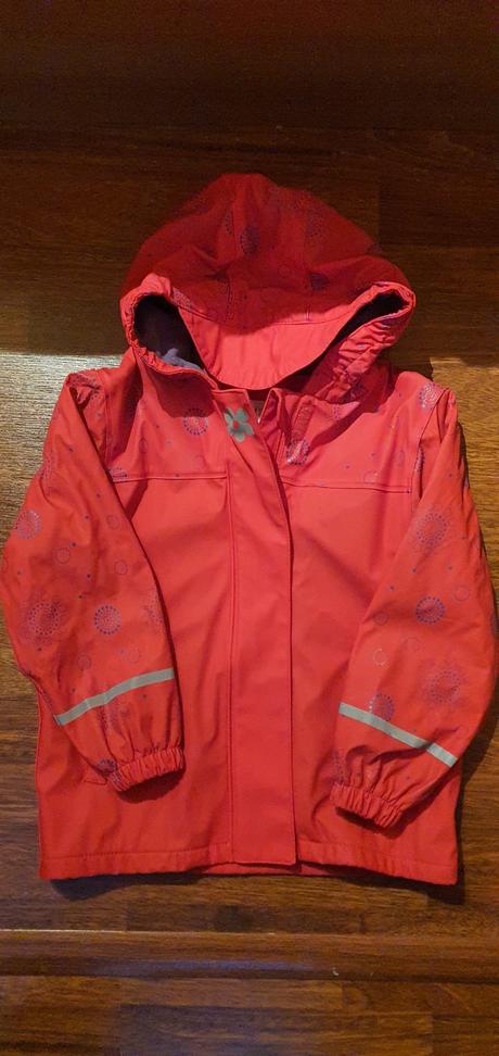 Bunda do dažďa, lupilu,110