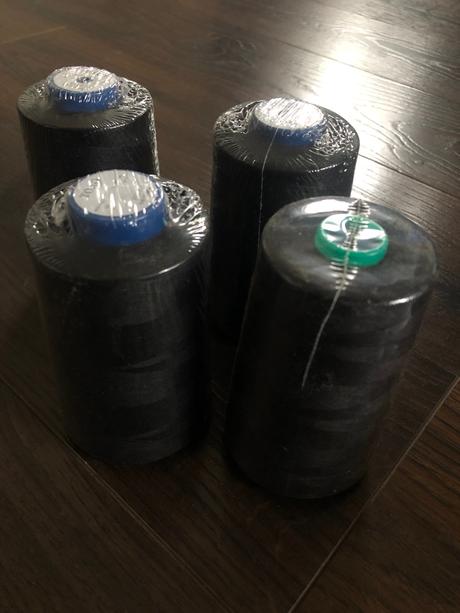 Čierna niť 3ks čierne nite, 