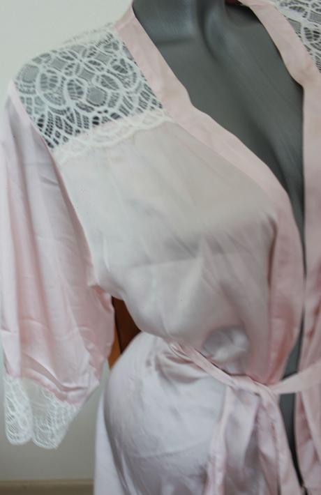 Satenovy zupan s cipkou, h&m,s