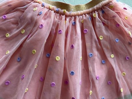 Suknicka, sinsay,122