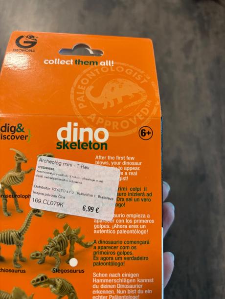 Geoworld - vykop a objav dinosaurov, 
