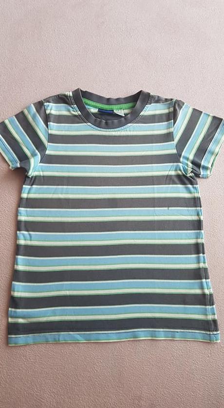 Tričko s krátkym rukávom č.110/116, lupilu,110