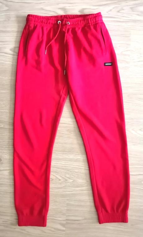 Červené dámske/dievčenské tepláky, veľ. s, s