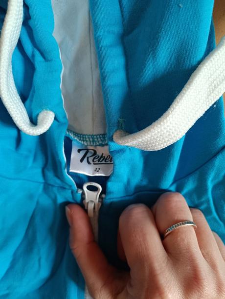 Overal rebel, rebel kids,86