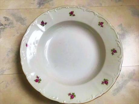 Hlboký kvetinkový starožitný tanier, 