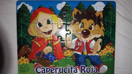 Puzzle červená čiapočka (španielsky), 