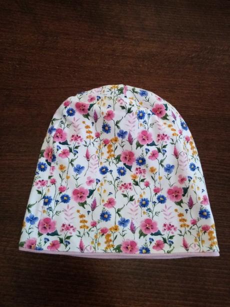 Dvojvrstvova čiapka, 98