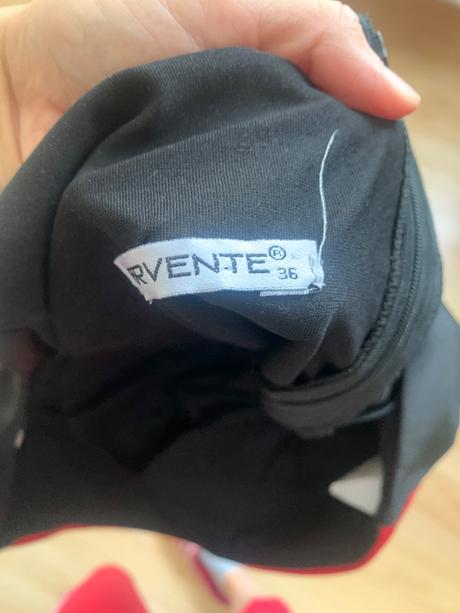 Kratske spolocenske saty na jedno rameno v. 36, s