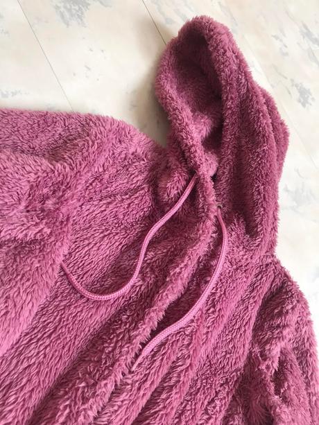 Huňatá teplá mikina, s