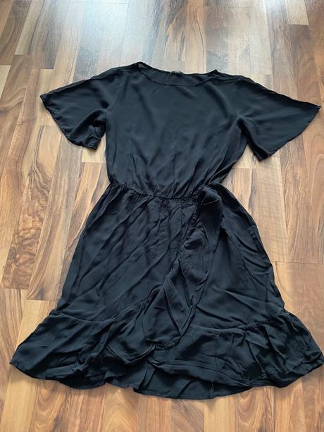 Tezenis saty, tezenis,s