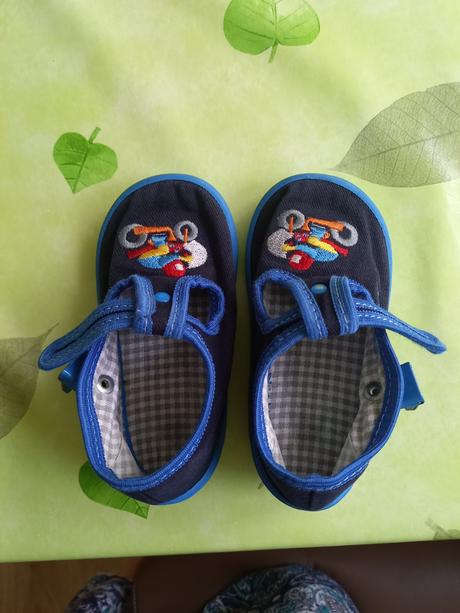 Papučky, nazo,22