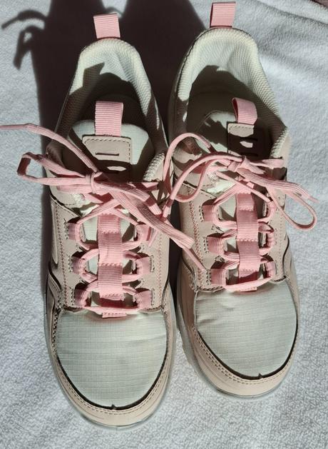 Turistické topánky z decathlonu 1 x obuté, quechua,38