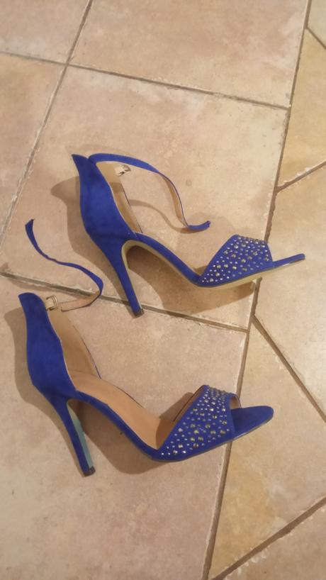 Modre krasne sandále, 38