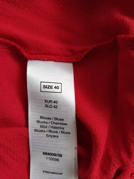 Červená blúzka., orsay,40