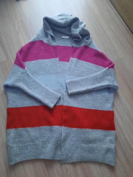 Sveter/kardigan, 