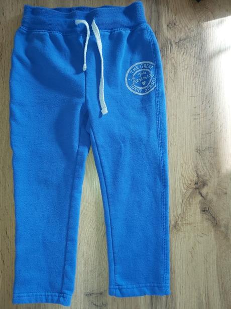 Teplaky, reserved,104