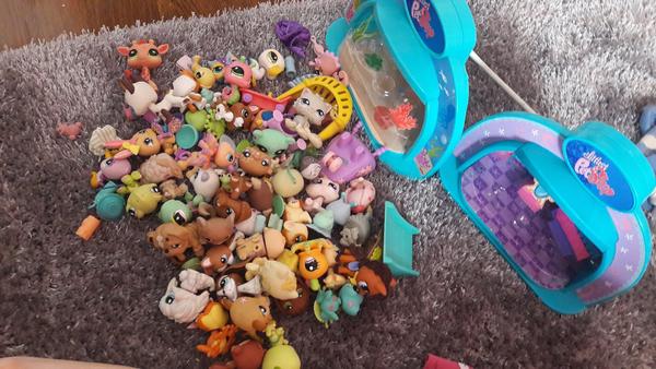 Má niekto záujem o hračky?