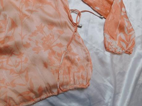 Luxusna hodvabna bluzka, 38