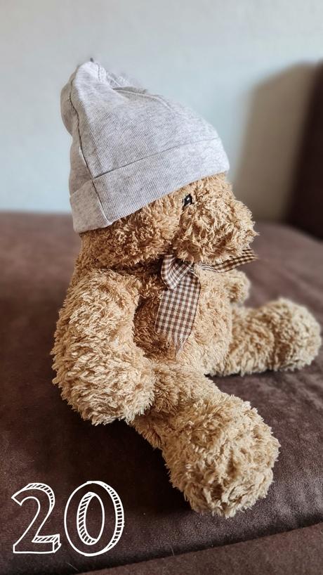 Čiapočky, klobúčiky, šiltovky pre bábätká do 1 rok, f&f,<50