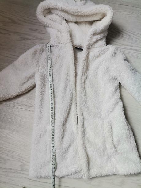 Huňatá hrubá  biela mikina, 146