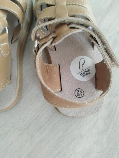 Letné sandálky, pepco,25