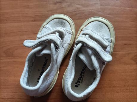 Platený superga, 24