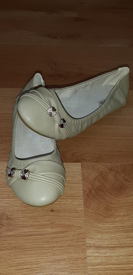 Krémové balerínky, 39