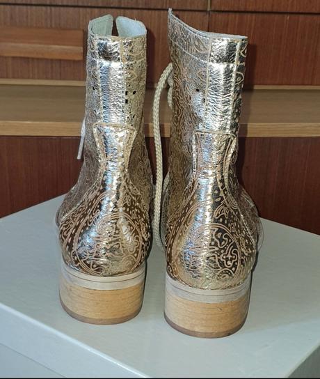 Zlaté kotníkové topánky, 37