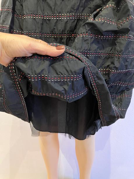 Dámska áčková sukňa, s