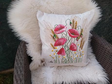 Maľované vankúše plné lúky, 