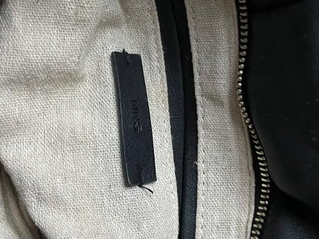 Kabelka mango, mango