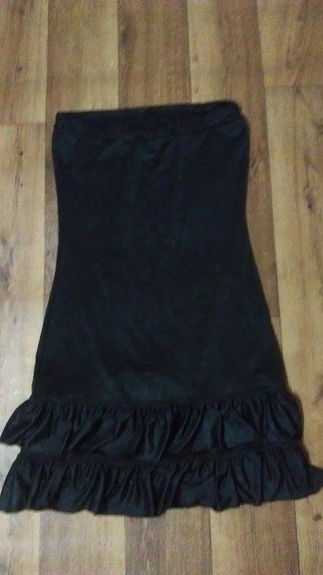 Damske čierne šaty bez ramienok s, s