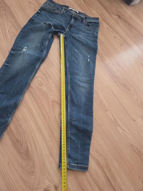 Džínsy, stradivarius,40